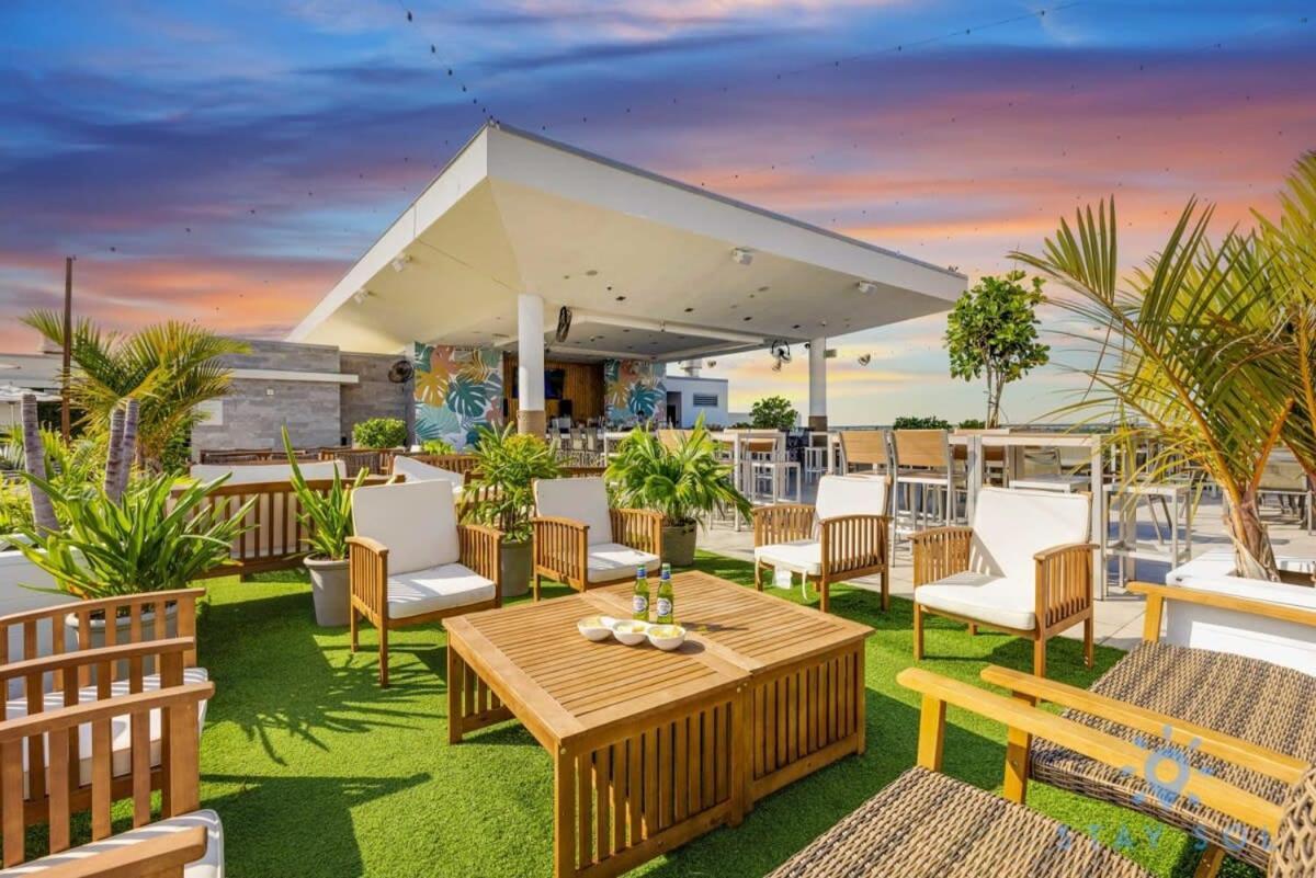 Best Stay - Rooftop Pool - Hollywood Beach Board - Walk المظهر الخارجي الصورة
