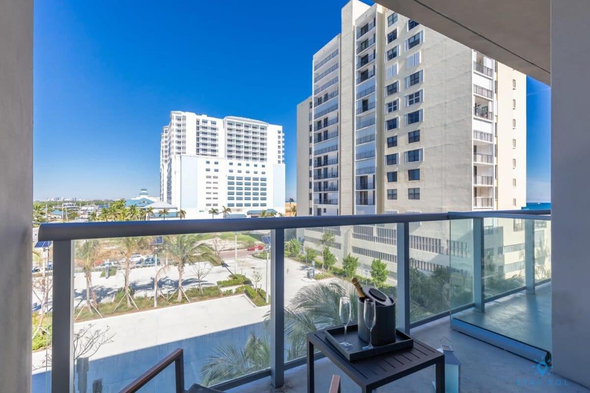 Best Stay - Rooftop Pool - Hollywood Beach Board - Walk المظهر الخارجي الصورة